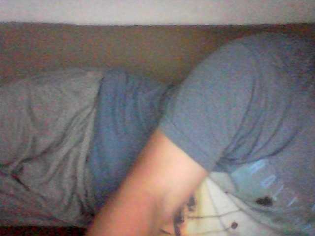 Live sex webcam photo for Cantero14 #273563572