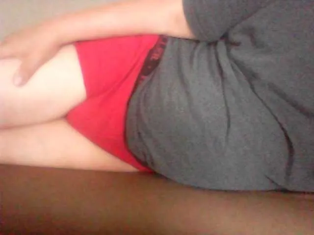 Live sex webcam photo for Cantero14 #273931462