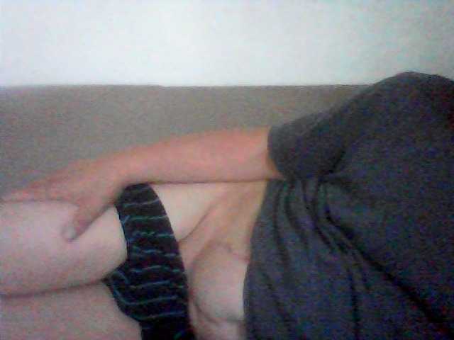 Live sex webcam photo for Cantero14 #273955372