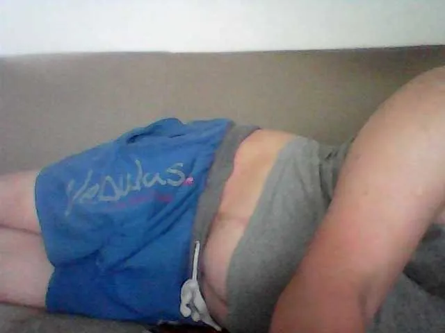 Live sex webcam photo for Cantero14 #276092781