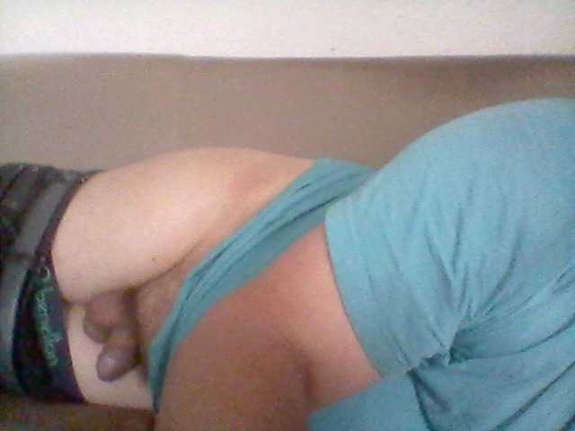 Live sex webcam photo for Cantero14 #278041803