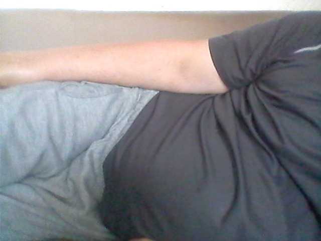 Live sex webcam photo for Cantero14 #278138305