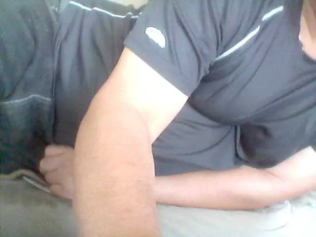 Live sex webcam photo for Cantero14 #288000579