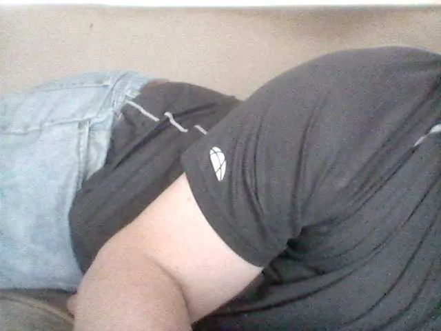 Live sex webcam photo for Cantero14 #290934738