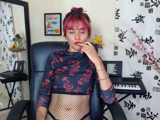 Live sex webcam photo for CaoticaJules #276257584