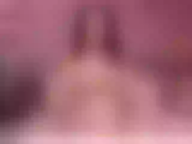 Live sex webcam photo for CarlaReys #277803793