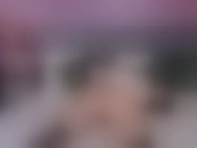 Live sex webcam photo for CarlaReys #294161571