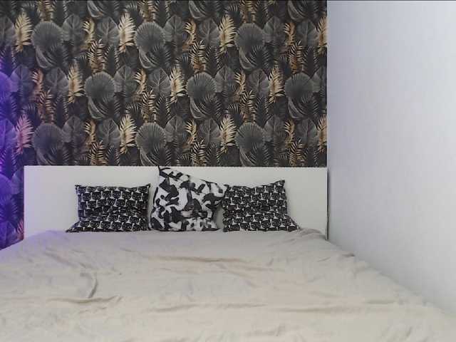 Live sex webcam photo for CarlaStaceeFun #277397257