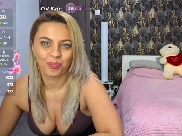 Live sex webcam photo for CarlaStaceeFun #292440236