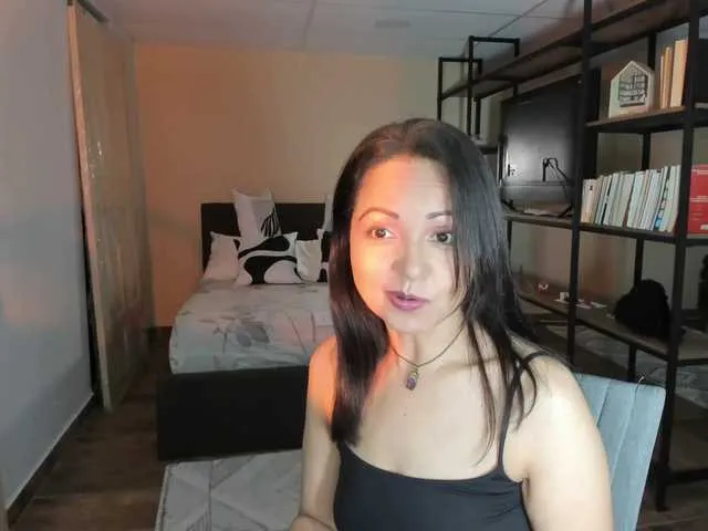 Live sex webcam photo for Carlin1511 #291310813