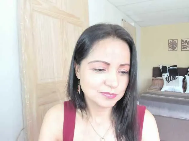 Live sex webcam photo for Carlin1511 #291393471