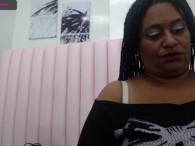 Live sex webcam photo for CarlotaWee #272713780