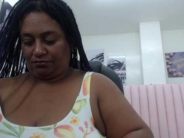 Live sex webcam photo for CarlotaWee #272921698