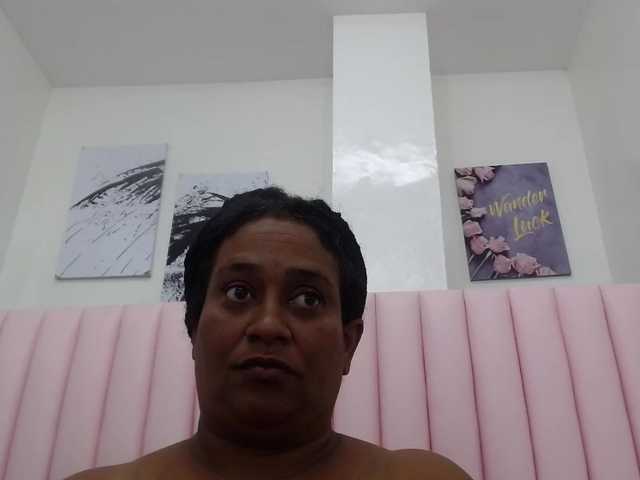 Live sex webcam photo for CarlotaWee #273066902