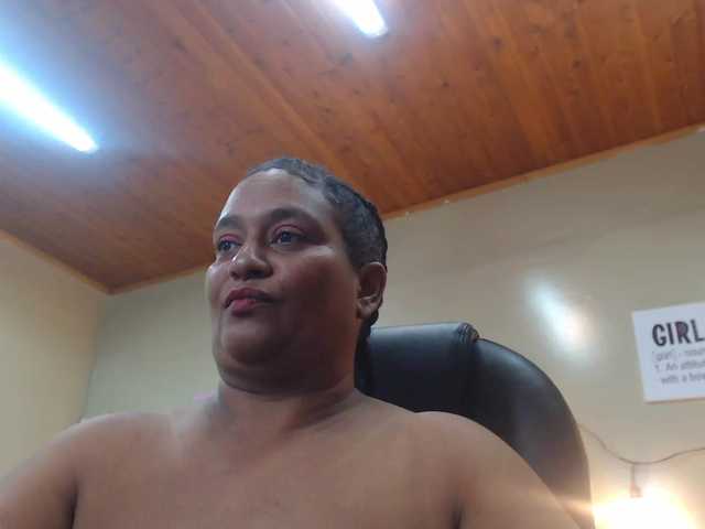 Live sex webcam photo for CarlotaWee #273656859