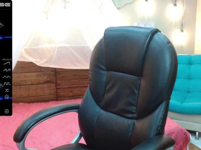 Live sex webcam photo for CarlotaWee #274522092