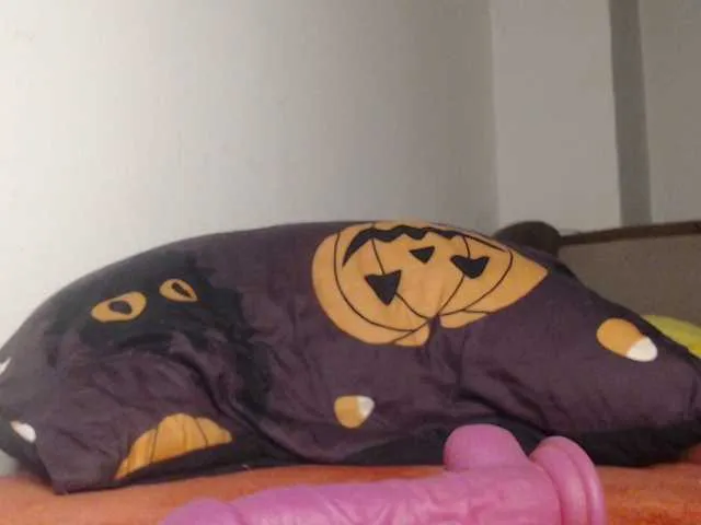 Live sex webcam photo for CarluyMessy #292582282