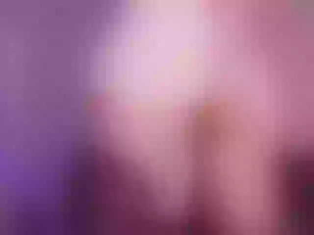 Live sex webcam photo for CarlyHills #275602305