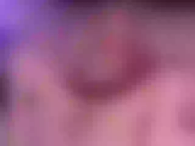 Live sex webcam photo for CarlyHills #275659738