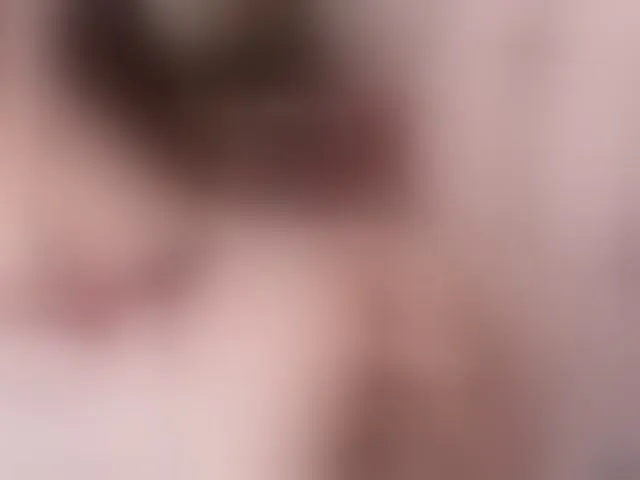Live sex webcam photo for CarlyHills #292541930