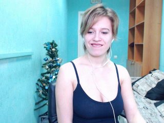 Live sex webcam photo for CarlyMay #136679143