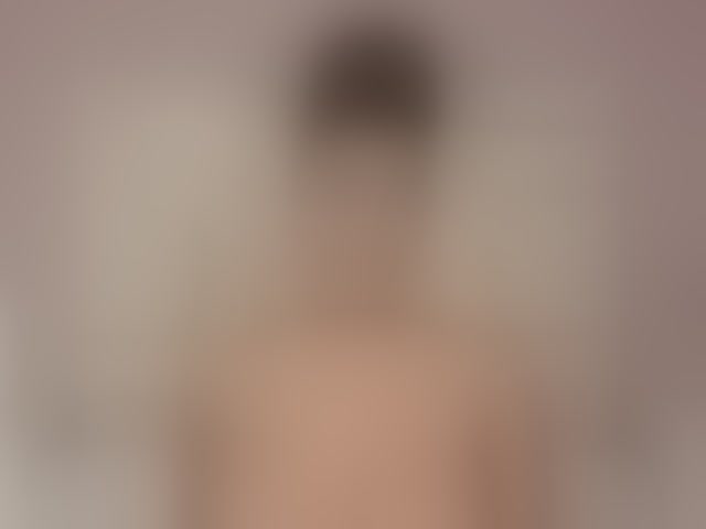 Live sex webcam photo for CarlyMonroee #294292082