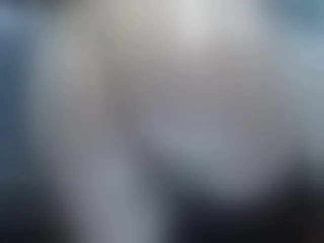 Live sex webcam photo for CarlyWild #272419880