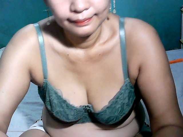 Live sex webcam photo for Carmela4u #276042954