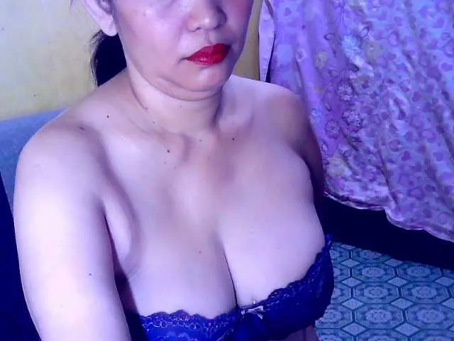 Live sex webcam photo for Carmela4u #292088275