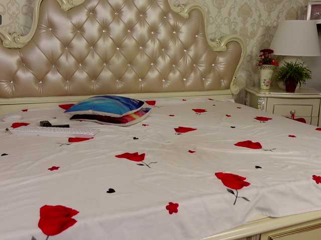 Live sex webcam photo for CarmellaAngel #287944719