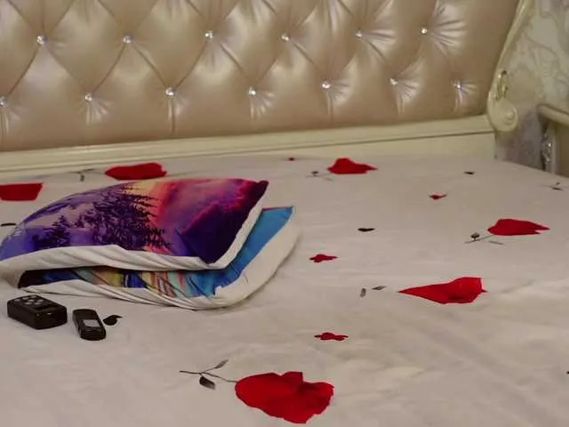 Live sex webcam photo for CarmellaAngel #291279230