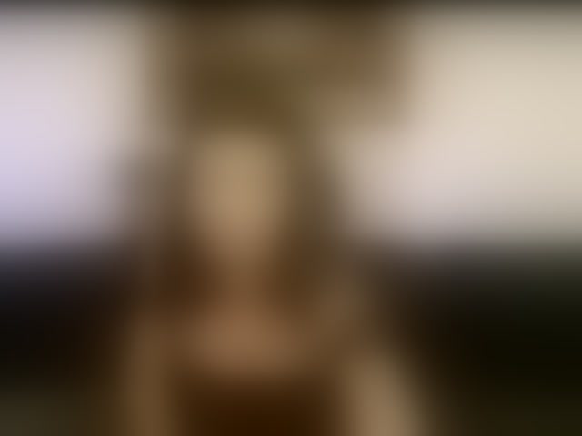 Live sex webcam photo for Carmen4u #293937387