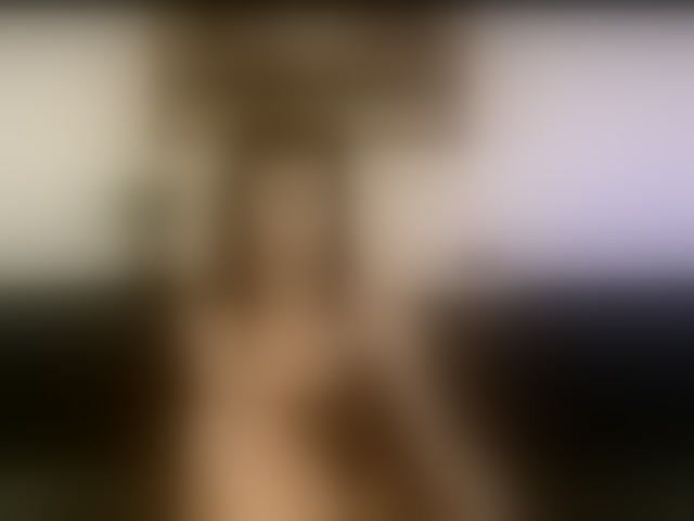 Live sex webcam photo for Carmen4u #294076841