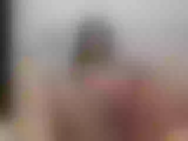 Live sex webcam photo for Caro-x #272001104