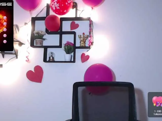 Live sex webcam photo for Caro-x #272457316