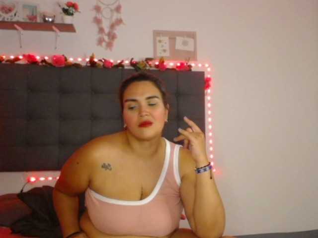 Live sex webcam photo for CaroEscobar #290363893