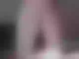Live sex webcam photo for CaroPervers #184233677