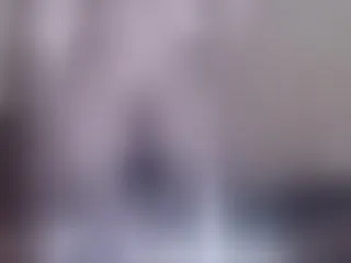 Live sex webcam photo for CaroPervers #184725285