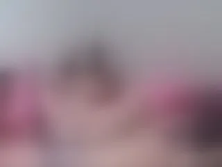 Live sex webcam photo for CaroPervers #184994711
