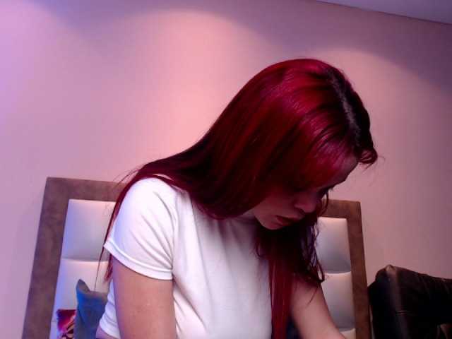 Live sex webcam photo for CarolHorny #271986901