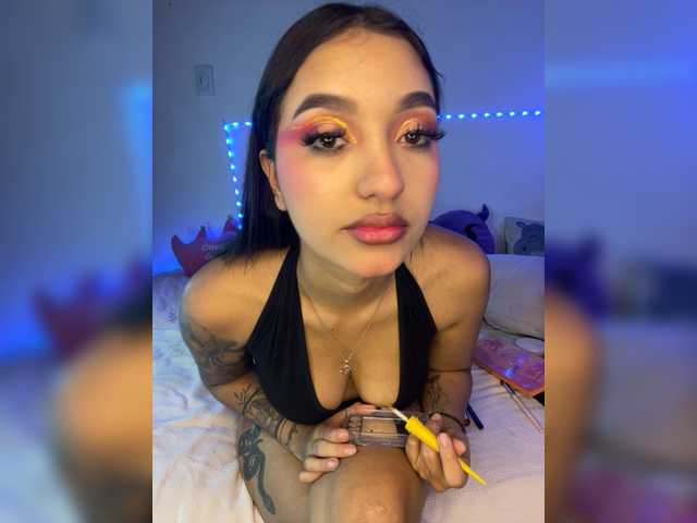 Live sex webcam photo for CarolSanz #294128973