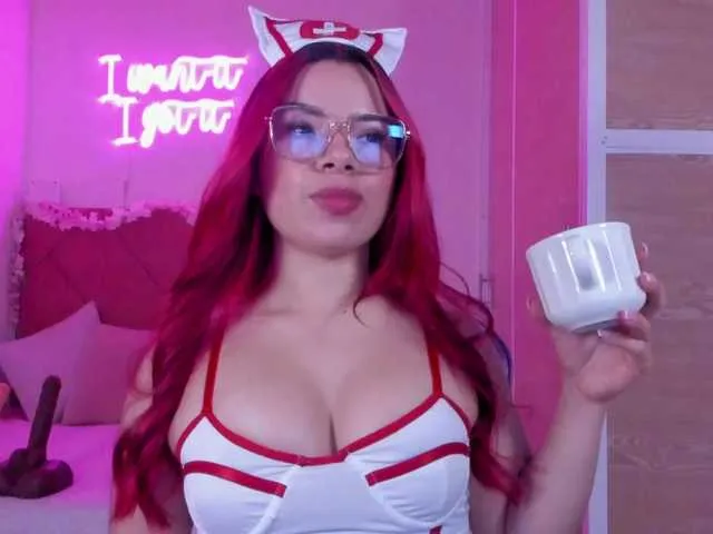 Live sex webcam photo for CarolSweet #290706266