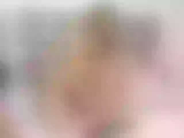 Live sex webcam photo for CarolaSallow #271981919