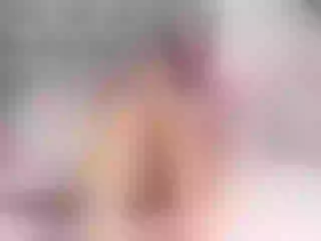 Live sex webcam photo for CarolaSallow #273102854