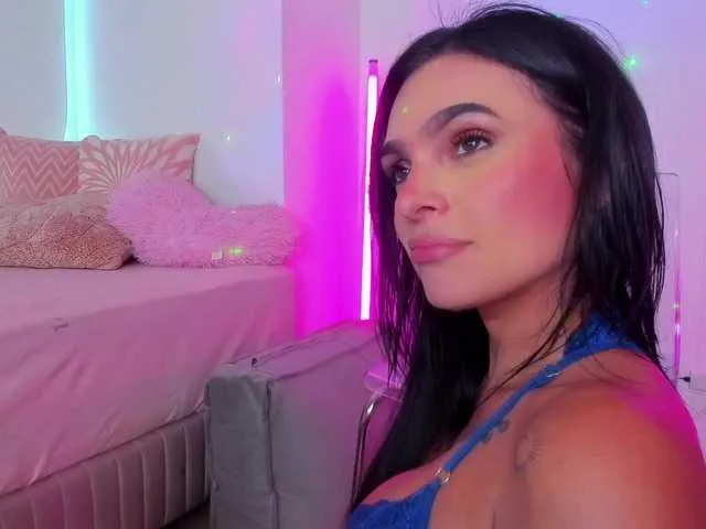 Live sex webcam photo for Carolalen #292272686