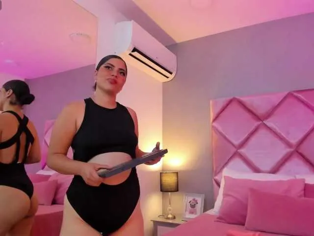 Live sex webcam photo for CaroliinaWalker #277516928