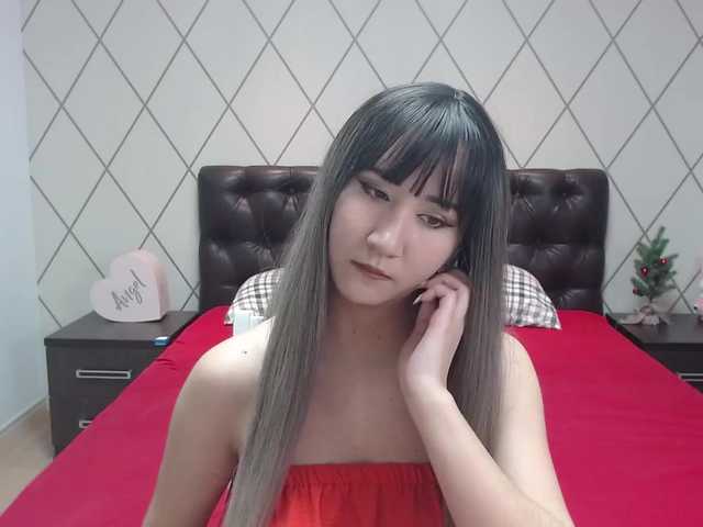 Live sex webcam photo for CarolinaCho #272385954