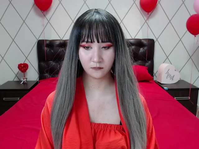 Live sex webcam photo for CarolinaCho #272539314