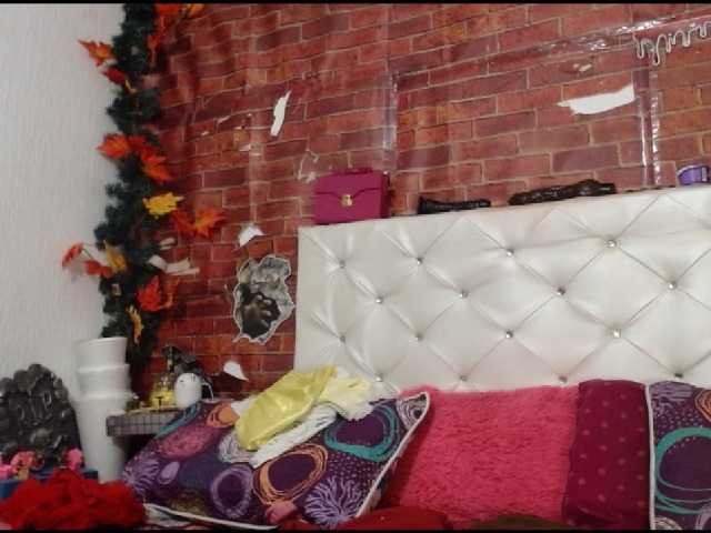 Live sex webcam photo for CarolinaPerez #276713222