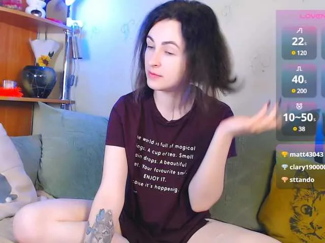 Live sex webcam photo for Caroline1995 #290743952